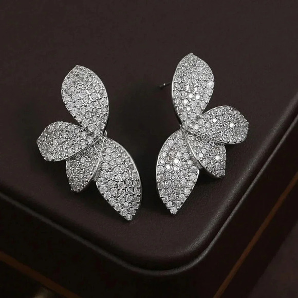 Women's Elegant Copper Irregular-Shaped Earrings - Picture 8 of 14